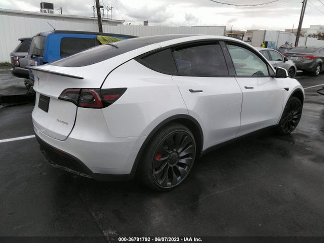 Tesla Model Y Performance 2023 7SAYGDEF0PF737989 Image 6
