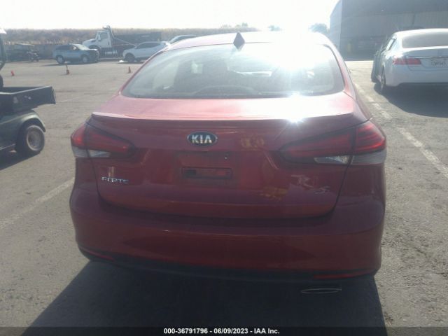 3KPFL4A7XHE029951 KIA FORTE S