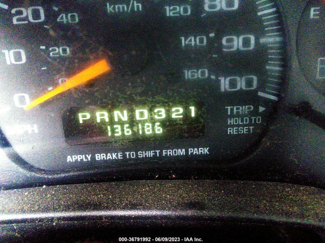 2001 CHEVROLET EXPRESS CARGO VAN VIN: 1GCFG25R811105454