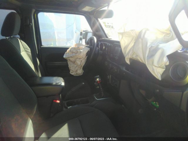 1C4HJXDG1JW181771 Jeep Wrangler Unlimited Sport