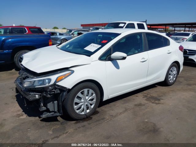 3KPFK4A7XJE181088 KIA FORTE LX