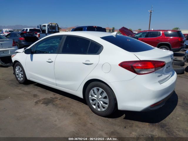3KPFK4A7XJE181088 KIA FORTE LX