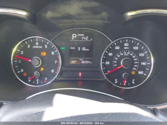 3KPFK4A7XJE181088 KIA FORTE LX