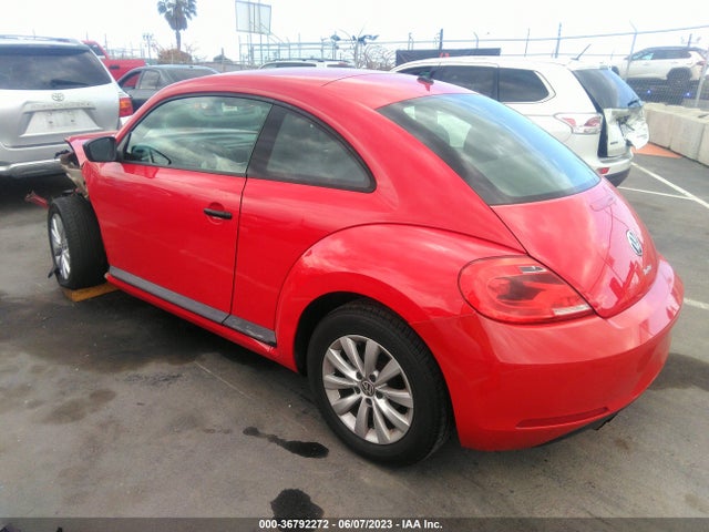3VWF17AT9GM606989 Volkswagen Beetle Coupe 1.8t Fleet Edition