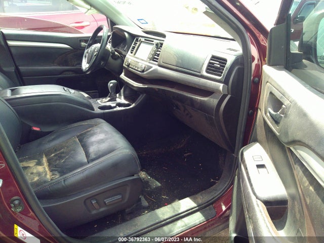 2017 TOYOTA HIGHLANDER XLE/SE VIN: 5TDKZRFH2HS194040
