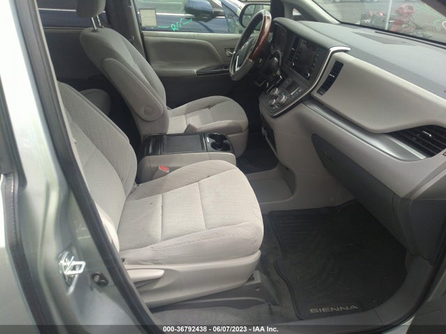 Toyota SIENNA LE 2020 5TDKZ3DC4LS036750 Image 6