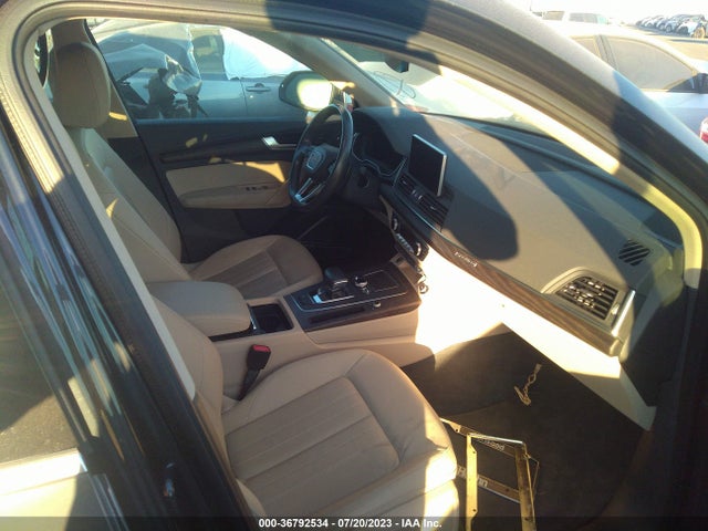 WA1BNAFY5J2086810 Audi Q5 Premium Plus