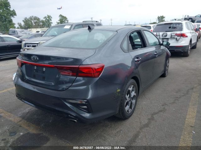 3KPF24AD7KE066925 KIA Forte Lxs