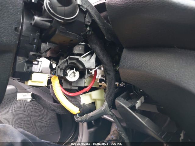 3KPF24AD7KE066925 KIA Forte Lxs