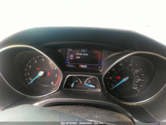 1FADP3K24FL343601 Ford FOCUS SE