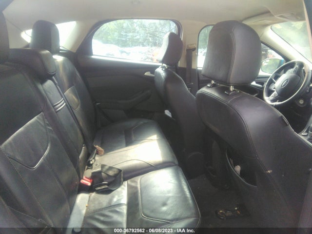 1FADP3K24FL343601 Ford FOCUS SE