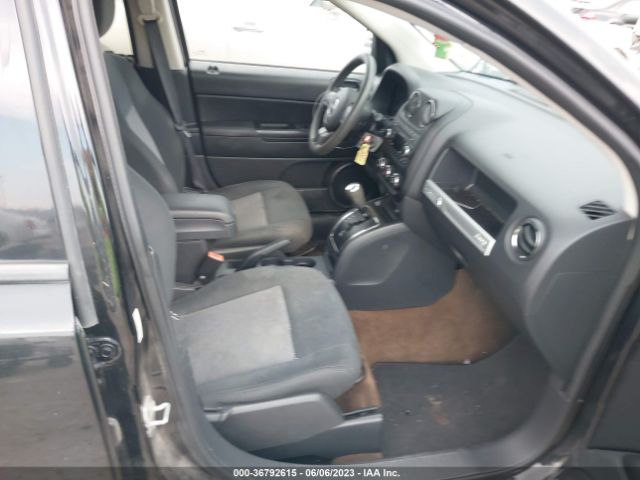 1C4NJCBA2GD553195 Jeep Compass Sport