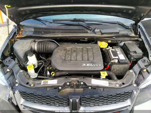 2C4RDGEG0HR711080 Dodge Grand Caravan Gt