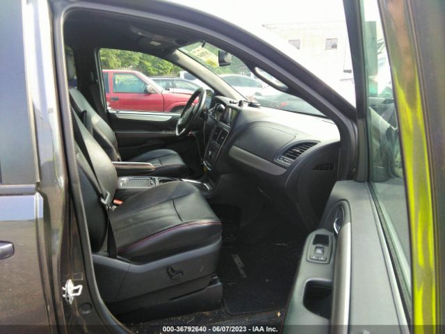 2C4RDGEG0HR711080 Dodge Grand Caravan Gt