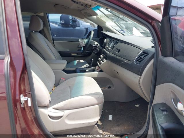 KNDMB5C15G6192830 KIA SEDONA LX