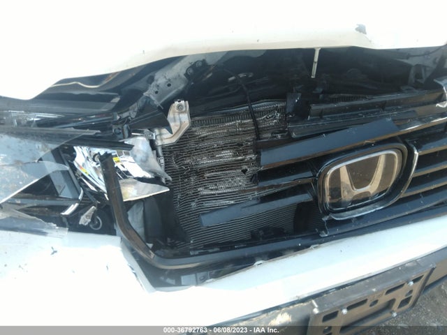 2022 HONDA RIDGELINE RTL-E VIN: 5FPYK3F76NB015573
