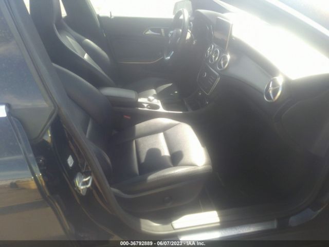 WDDSJ4GB8FN190944 Mercedes-Benz Cla-class Cla 250