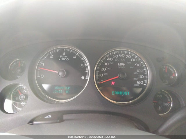 2007 GMC YUKON SLT VIN: 1GKFC13047R229116