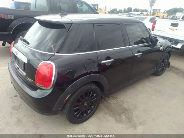 WMWXS5C57FT827186 Mini COOPER HARDTOP 4 DOOR