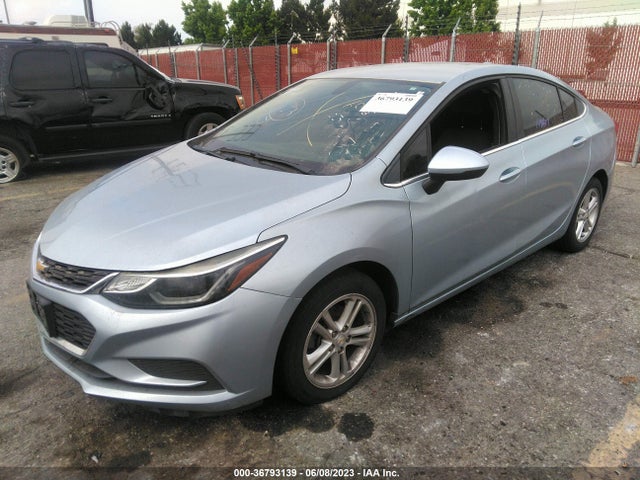 Chevrolet CRUZE LT 2018 1G1BE5SM6J7108227 Image 2