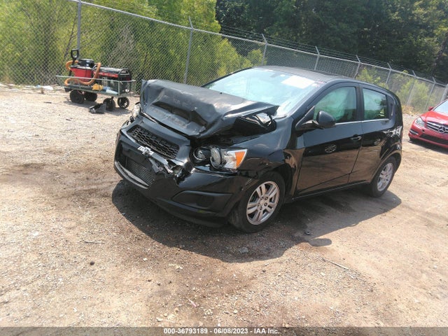 Chevrolet SONIC LT 2014 1G1JC6SB7E4122005 Image 2