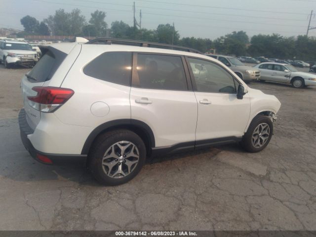 JF2SKADC5NH418559 Subaru Forester Premium