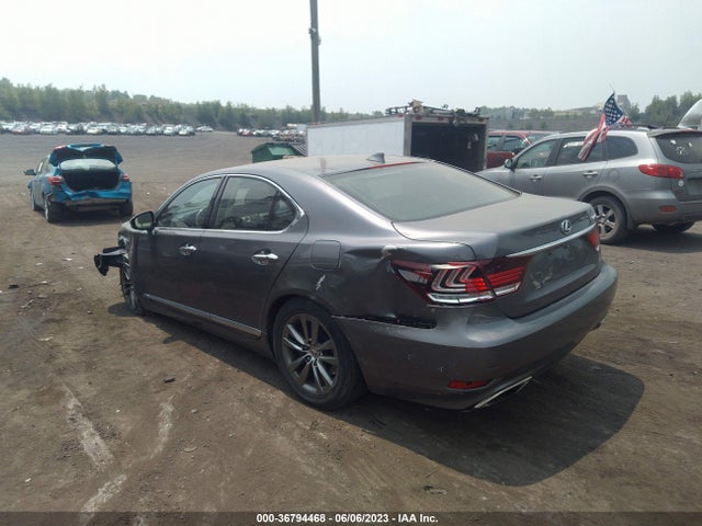 2016 Lexus LS, VIN: JTHCL5EF6G5027312
