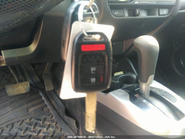 3HGGK5H42JM702284 Honda FIT LX