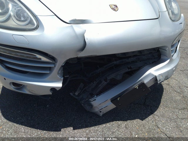 WP1AA2A26ELA05608 Porsche Cayenne