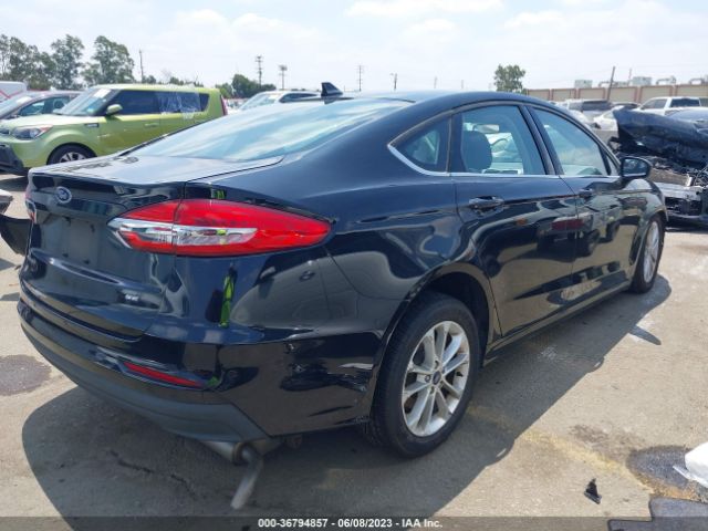 3FA6P0H75KR136513 Ford FUSION SE