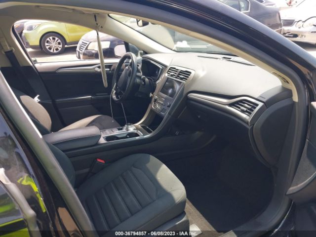 3FA6P0H75KR136513 Ford FUSION SE