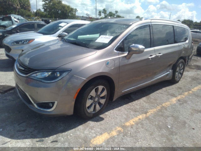 2C4RC1N73JR105228 Chrysler Pacifica Hybrid Limited