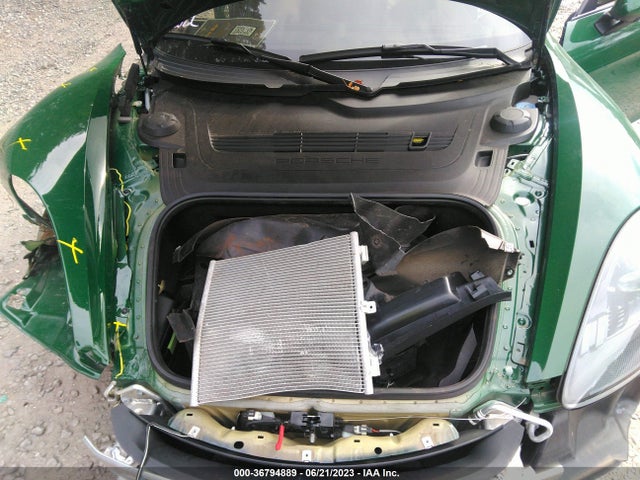 2022 Porsche 718, VIN: WP0AC2A82NS275229