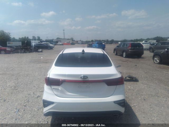 3KPF24AD8LE195371 KIA Forte Lxs