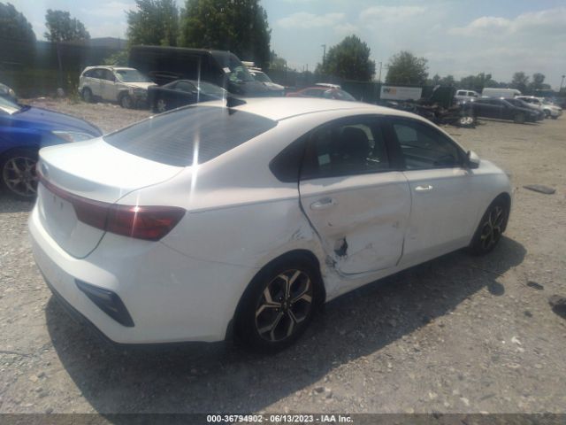3KPF24AD8LE195371 KIA Forte Lxs
