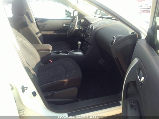 2015 NISSAN ROGUE SELECT S VIN: JN8AS5MT4FW651447
