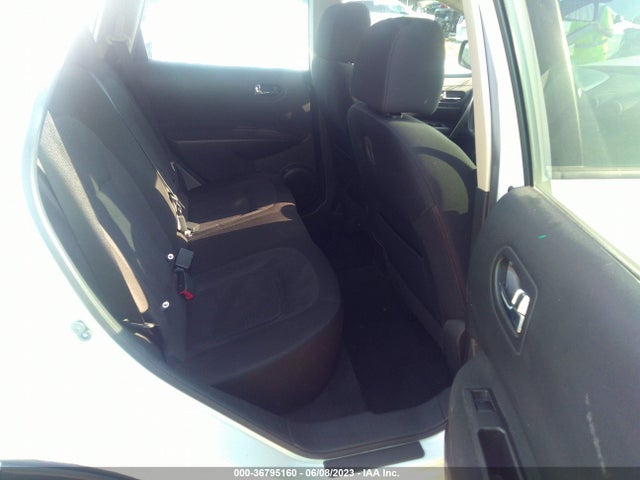 2015 NISSAN ROGUE SELECT S VIN: JN8AS5MT4FW651447