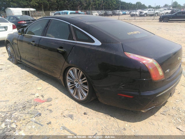2012 JAGUAR XJ SAJWA1GE4CMV26970 Photo 2