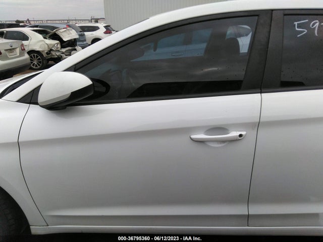 Hyundai ELANTRA SE 2017 5NPD84LF3HH055624 Image 6
