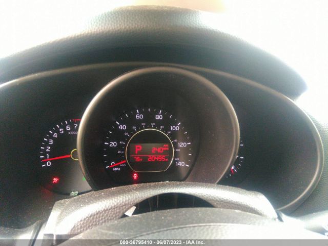 KNDJN2A25K7020157 KIA Soul Base