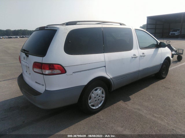 2002 TOYOTA SIENNA LE/XLE VIN: 4T3ZF13C72U502388