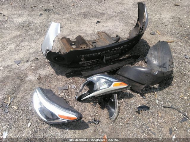 KNDJN2A21K7015151 KIA Soul Base