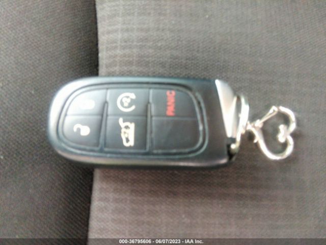 1C4PJMCS6FW702863 Jeep Cherokee Latitude