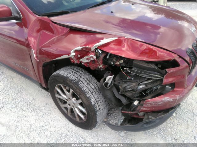 1C4PJMCS6FW702863 Jeep Cherokee Latitude