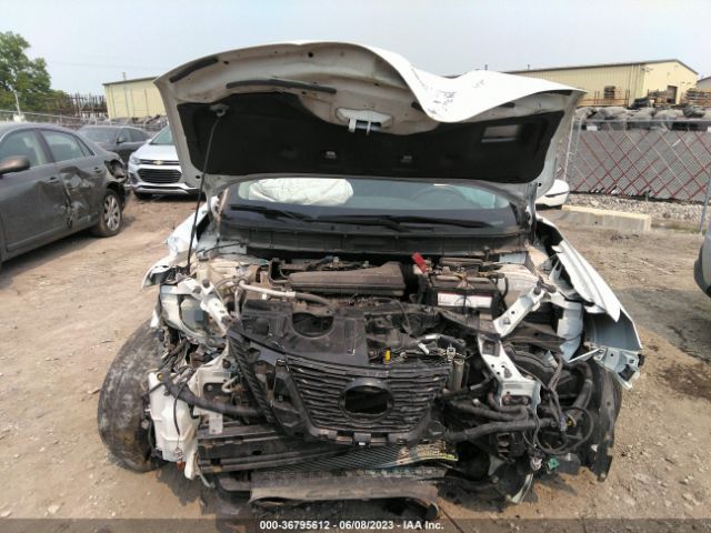 KNMAT2MV1JP556047 Nissan ROGUE SV