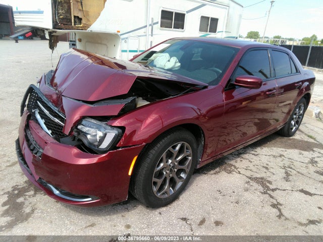 2C3CCAGG1JH216714 Chrysler 300 300s