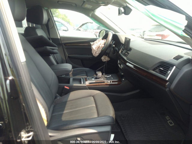 WA1ANAFY7L2002386 Audi Q5 Premium/titanium Premium