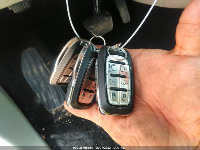 2C4RC1GG8HR796425 Chrysler Pacifica Limited