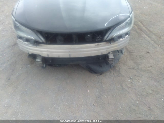 1C3CCCBG7FN642876 Chrysler 200 S