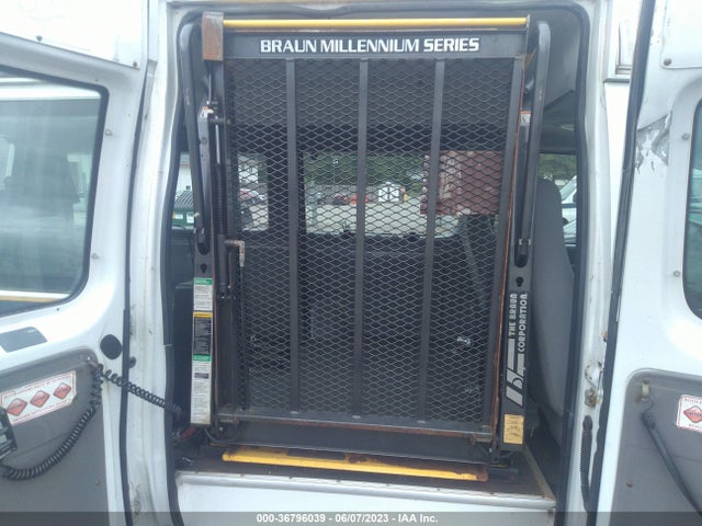 2006 FORD ECONOLINE CARGO VAN VIN: 1FTNE24W16DB07402